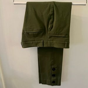*SOLD* Banana Republic Sloan 4 Skinny Pant